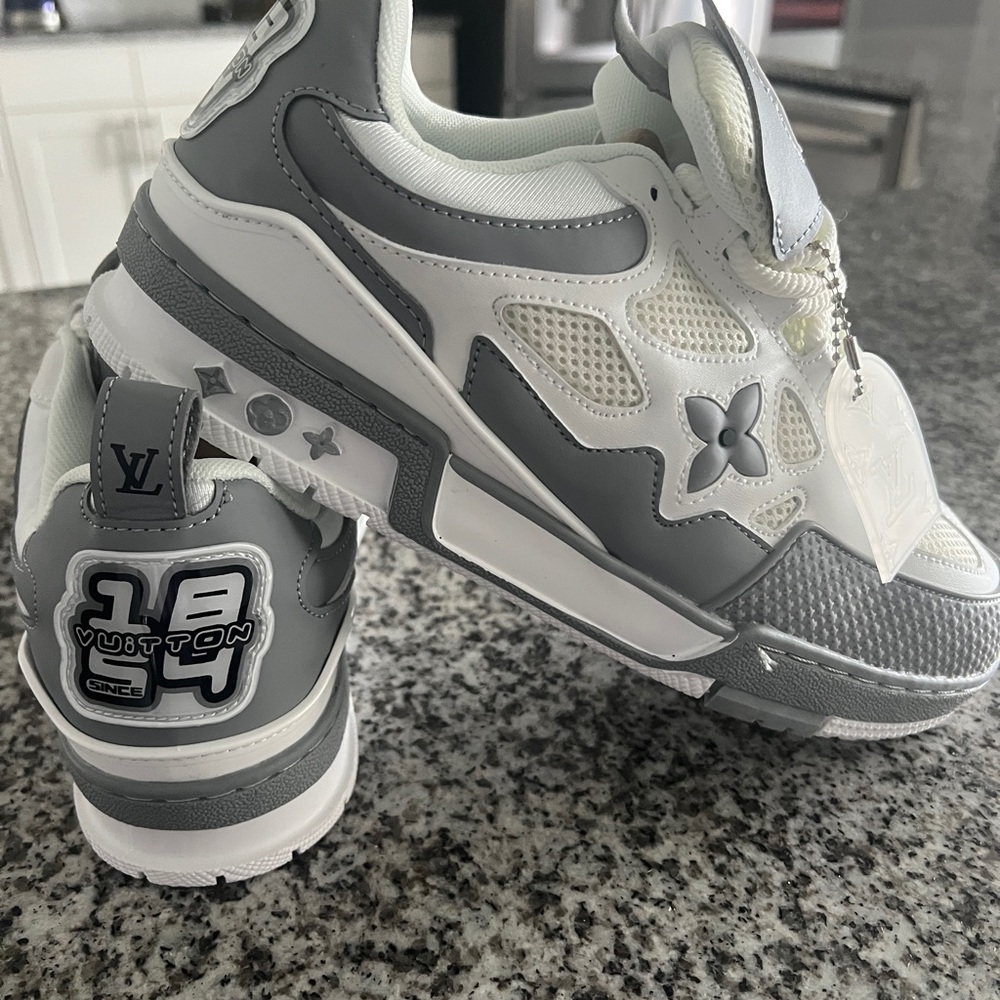 Louis Vuitton skate Gray and White Sneakers
